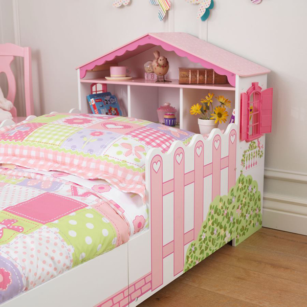 Drevená posteľ pre deti  Posteľ pre dievčatá